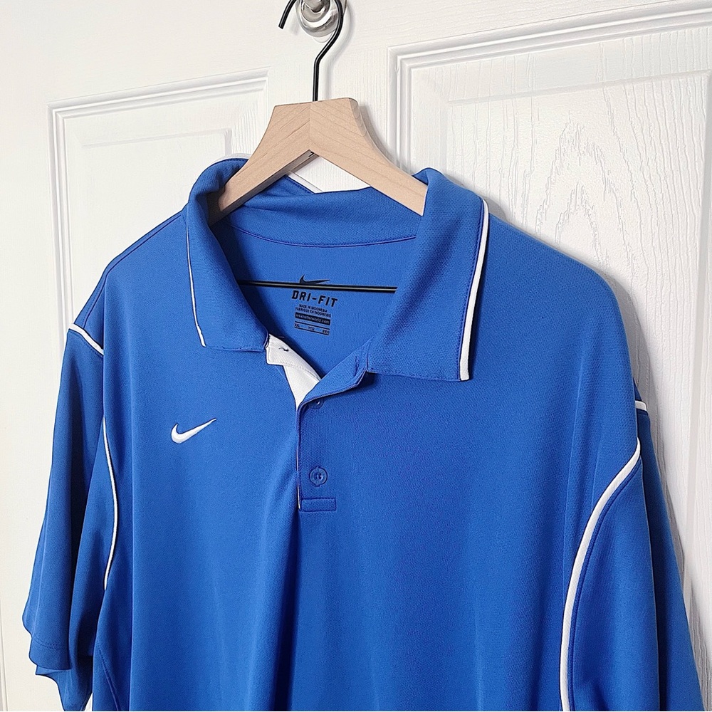 ✧･ﾟnike blue dri-fit polo